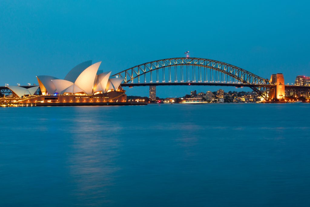 A reforma da Ópera de Sydney, em 1986, custou em média U$ 86 milhões.