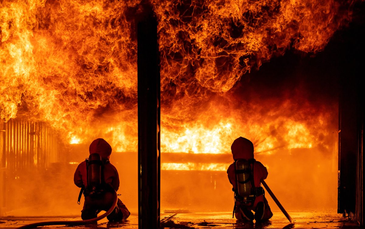Governos não realizam metidas efetivas para o combate e prevenção de incêndios.